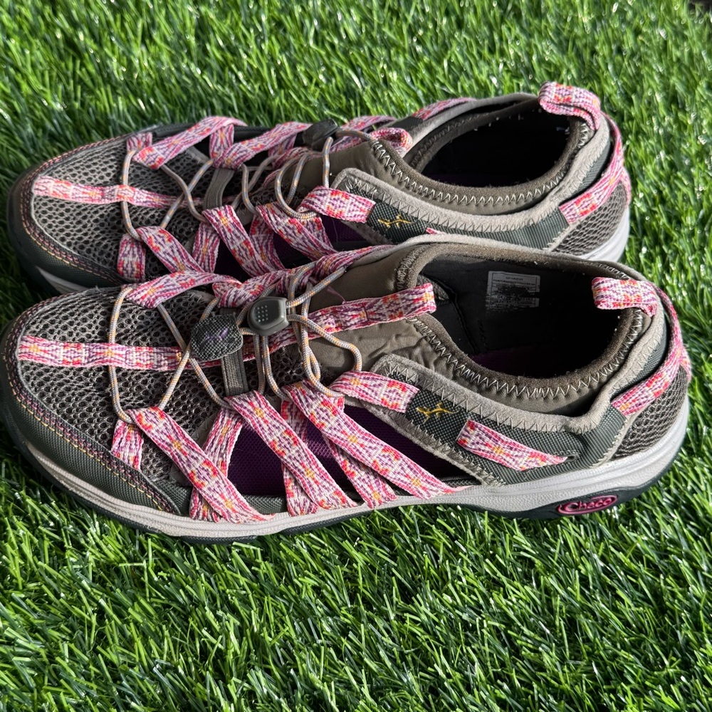 Chaco Women's Outcross Evo Water Hiking Shoes Size 9